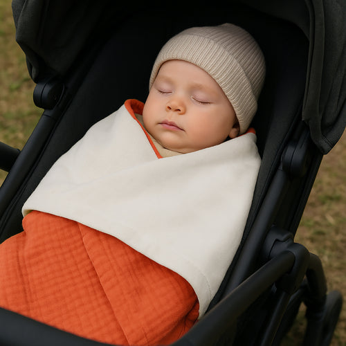 Organic Cotton Fleece Blanket -  Strawberry